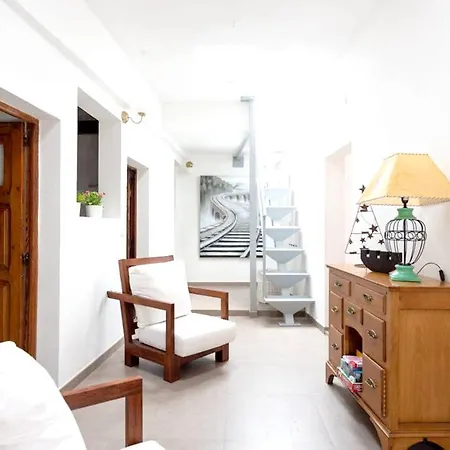 Dom wakacyjny Charming House In With Parking And Air Conditioning Temisas